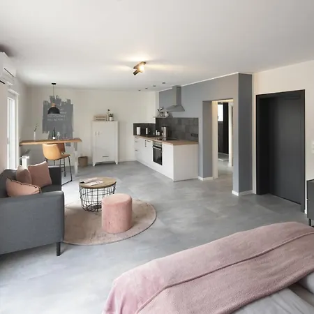 Ferienwohnung Claes Weinquartier - Weingut Claes Schmitt Erben Trittenheim Exterior foto