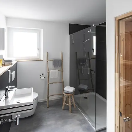 Ferienwohnung Claes Weinquartier - Weingut Claes Schmitt Erben Trittenheim Exterior foto